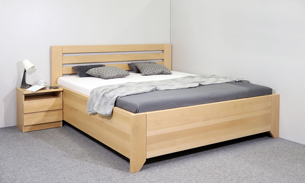 Speciální úložné dřevěné postele se zvýšeným dnem