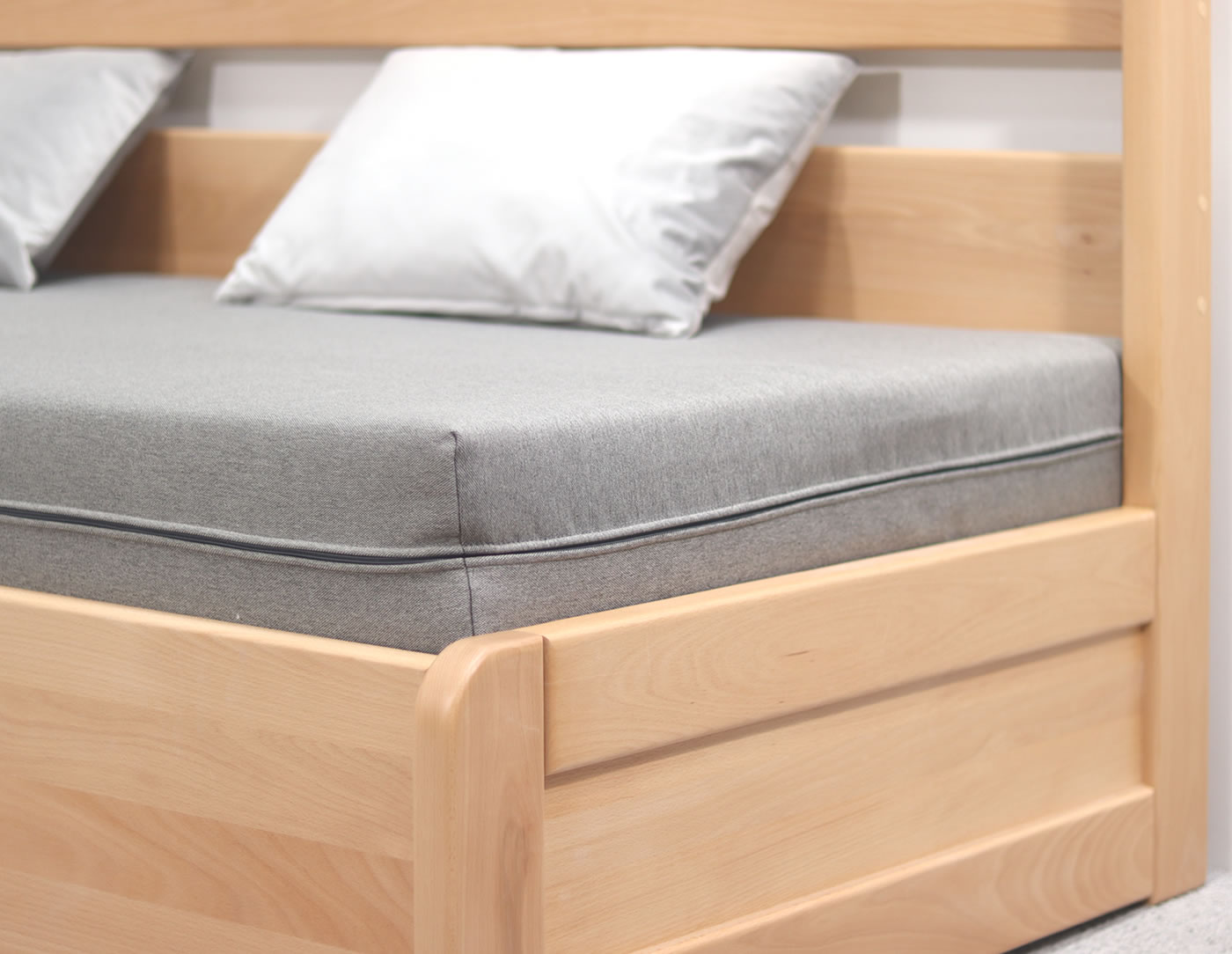 Detail provedení postele Flexo