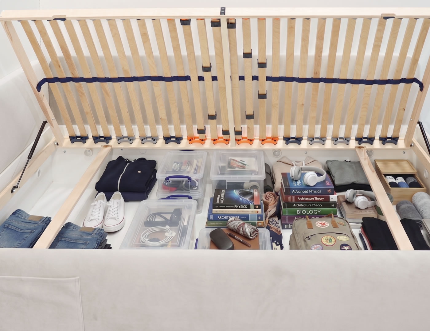 Praktický úložný prostor postele Nexus