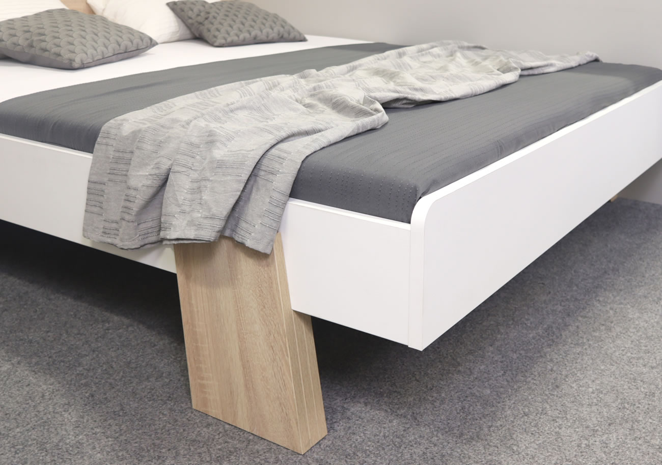 Kvalitní zpracování a pevná konstrukce postele Avolia