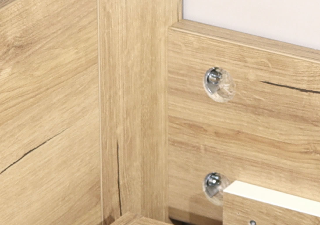 Detail provedení postele BETA