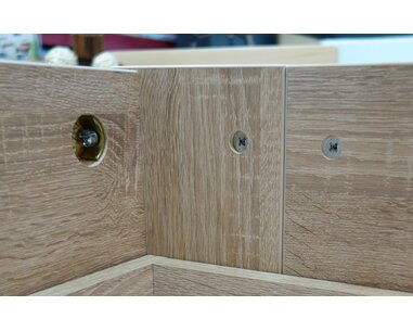 Rohové spoje postele Mária