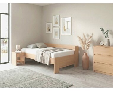 Zvýšená buková postel s roštem MIVA s bočním čelem, 120x200