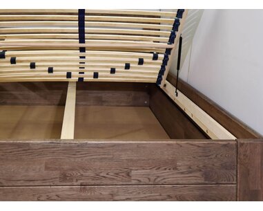 Postel s úložným prostorem Trinity, masiv dub, 140x200