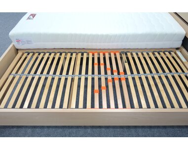 Manželská postel z masivu Berni, 160x200, 180x200, masiv buk