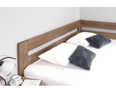 Čelo - dvoulůžko Valentin, masiv buk, levá