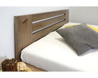 Zvýšená postel z masivu ROSA, masiv smrk