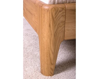 Manželská postel z masivu Fantazie F303, masiv buk Manželská postel z masivu Fantazie F303, masiv buk