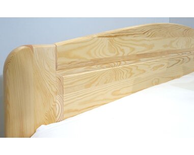 Dřevěná postel dvoulůžko LADA, masiv borovice