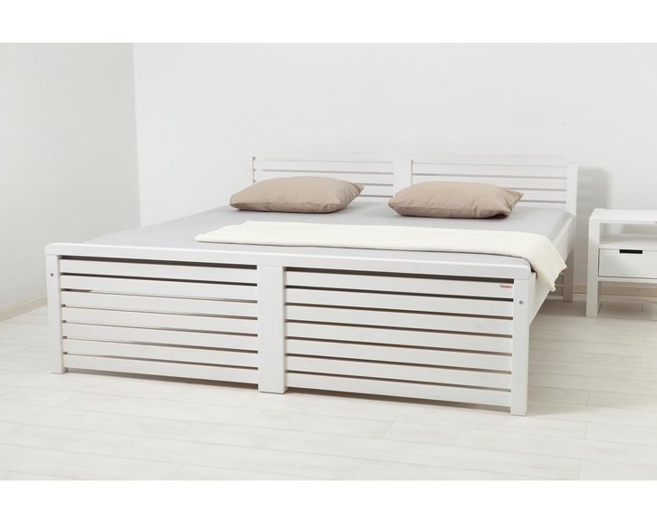 Postel z masivu - jednolůžko THOMAS A0542 W 140x200, bílý smrk Postel z masivu - jednolůžko THOMAS A0542 W 140x200, bílý smrk