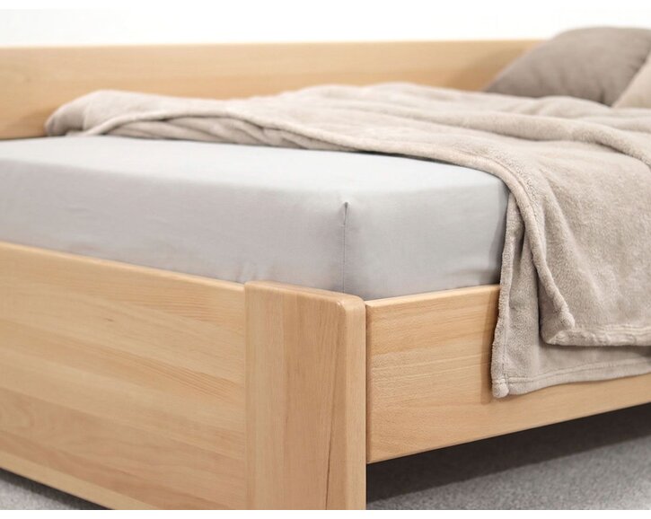 Rohová buková postel s roštem MIVA pravá, 120x200 Rohová buková postel s roštem MIVA pravá, 120x200