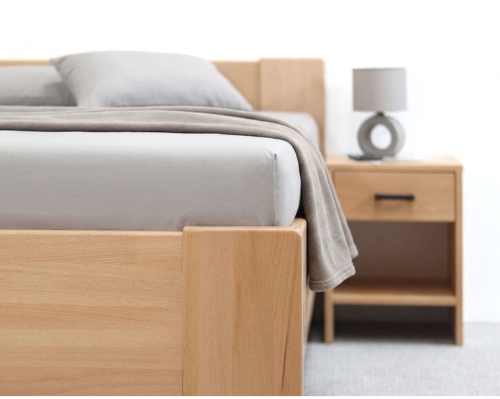 Zvýšená buková postel s roštem MIVA pravá, 90x200