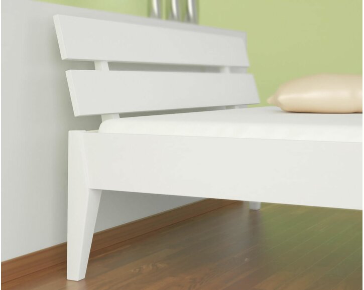 Dřevěná postel Fiesta - detail