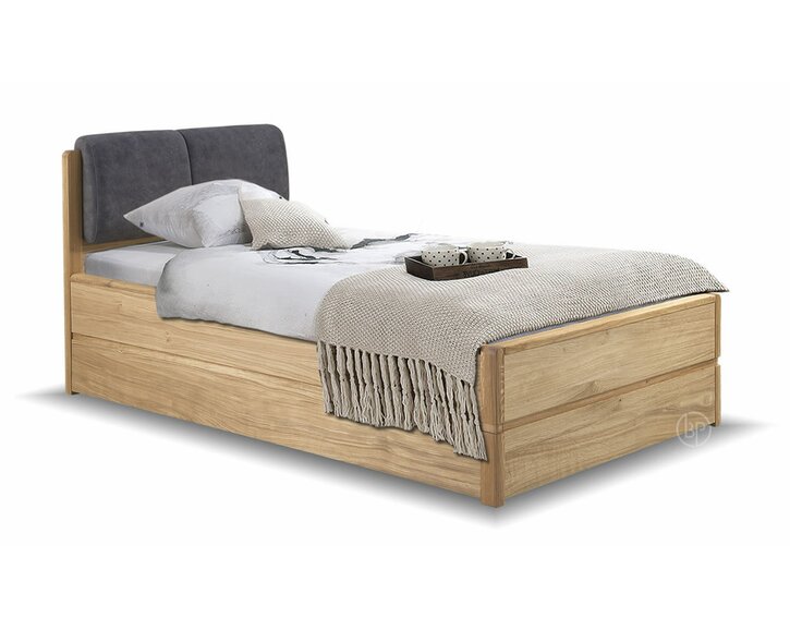 Postel z masivu s úložným prostorem Atlantik, masiv dub tmavený