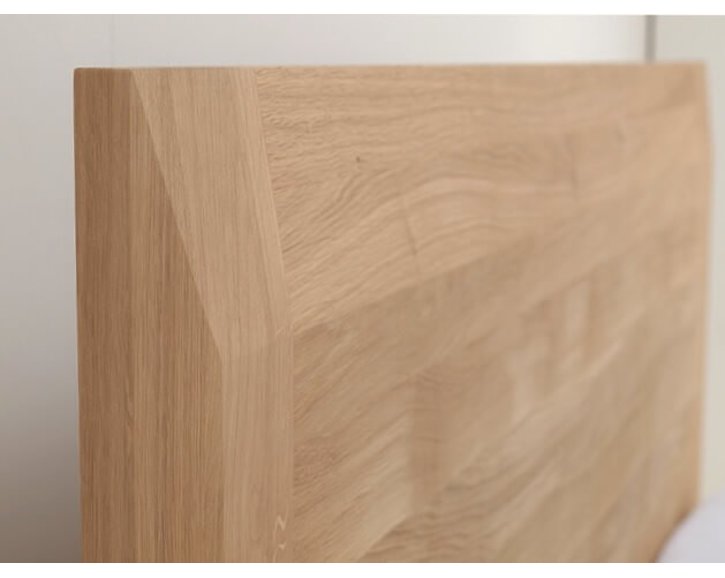 Zvýšená postel z masivu Ella Family, masiv dub cink