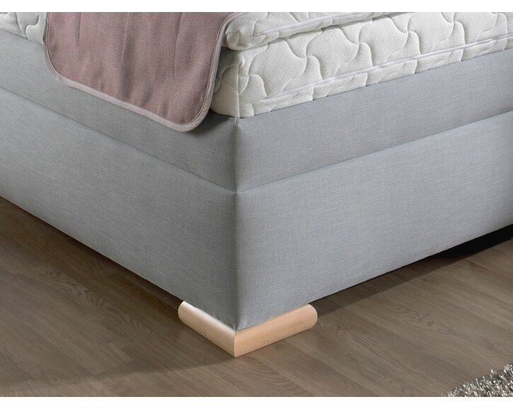 Detail boku postele boxspring Giardino Detail boku postele boxspring Giardino
