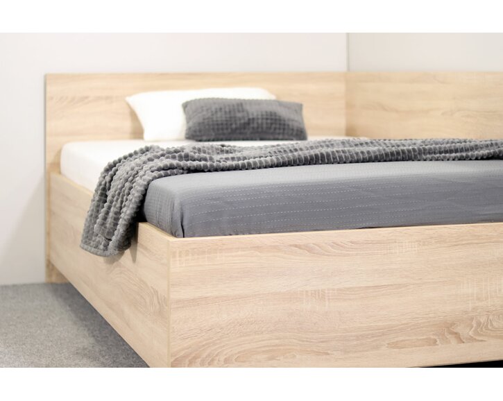 Detail - postel Relita 90