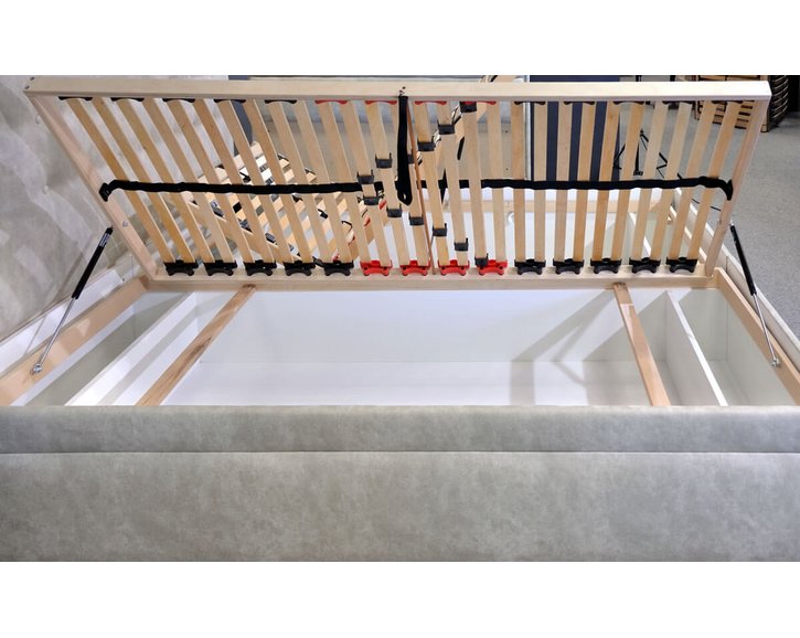 Zvýšená čalouněná postel s úložným prostorem Laterna