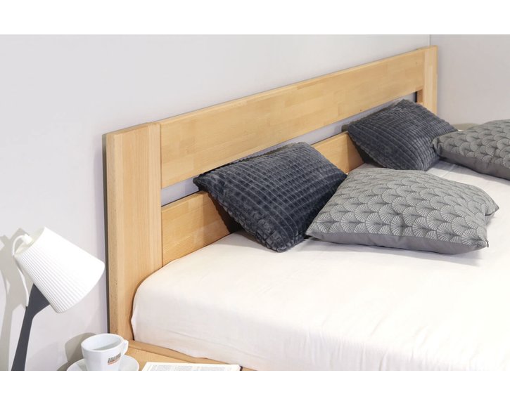 Postel z masivu Trinity, masiv buk