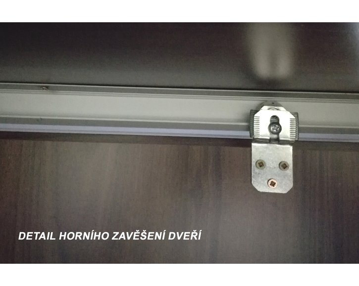 Šatní skříň s posuvnými dveřmi EVITA 15, šířka 150 cm