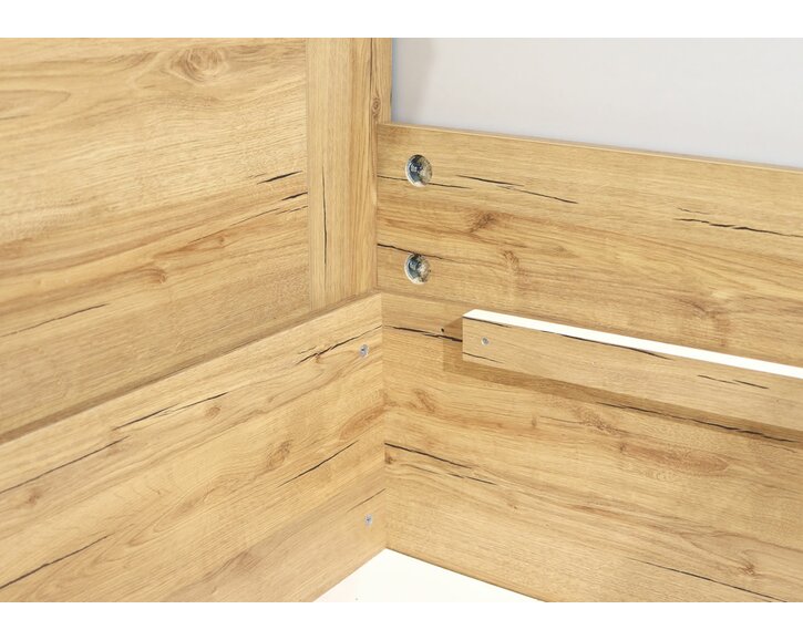 postel Valkýra - spojení