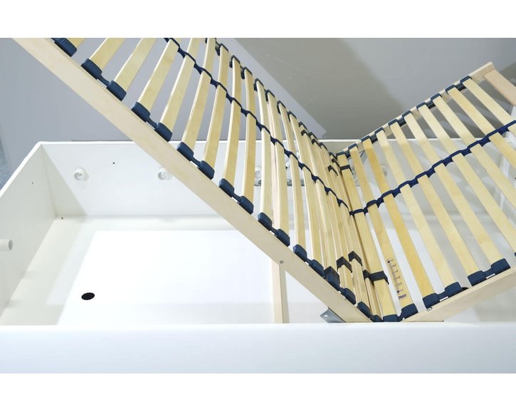 Čalouněná postel s úložným prostorem Crissy, 120x200, bílá