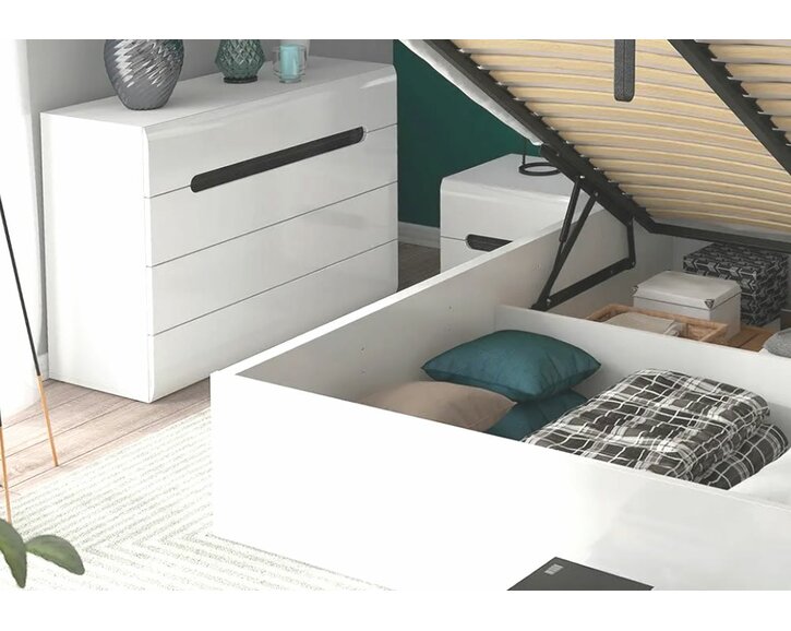 Detail - postel Tetris