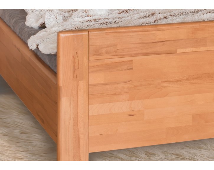 Zvýšená postel z masivu Erin 1- vysoké přední čelo, masiv buk