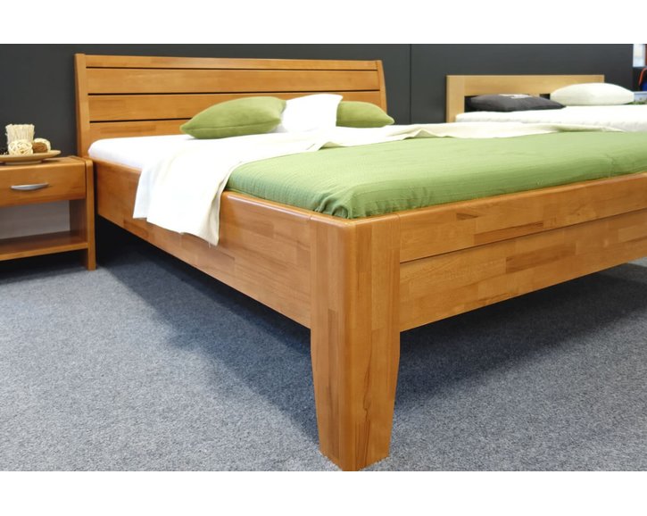 Zvýšená postel z masivu CATARINA 1, masiv buk