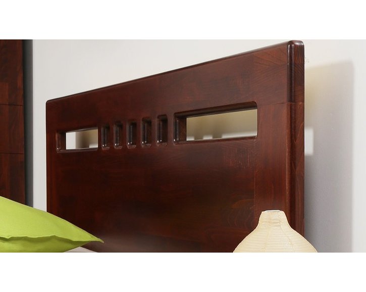 Manželská postel z masivu FLORENCIA F119