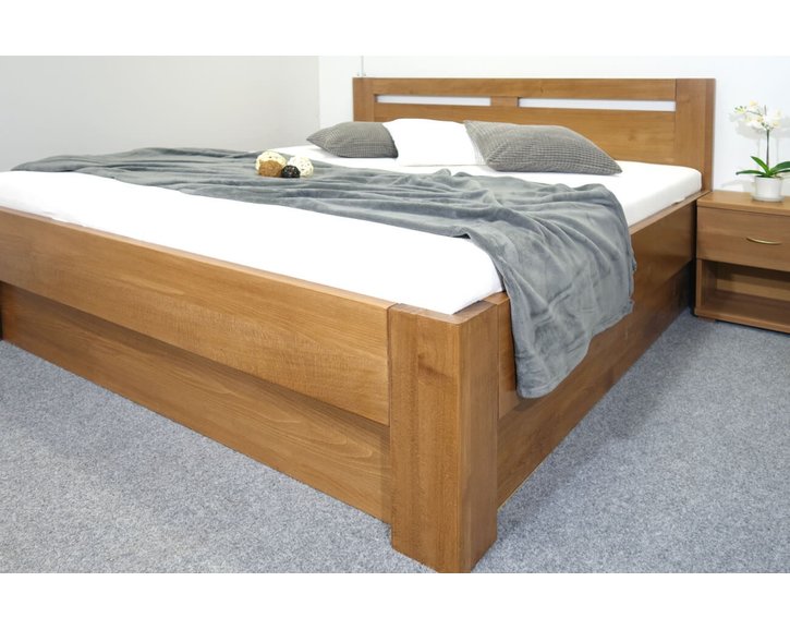 Zvýšená postel dvoulůžko s úložným prostorem HERKULES, masiv buk