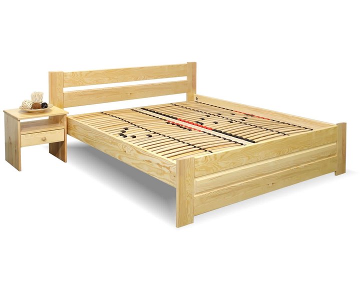 Dřevěná postel dvoulůžko Hanka, masiv borovice