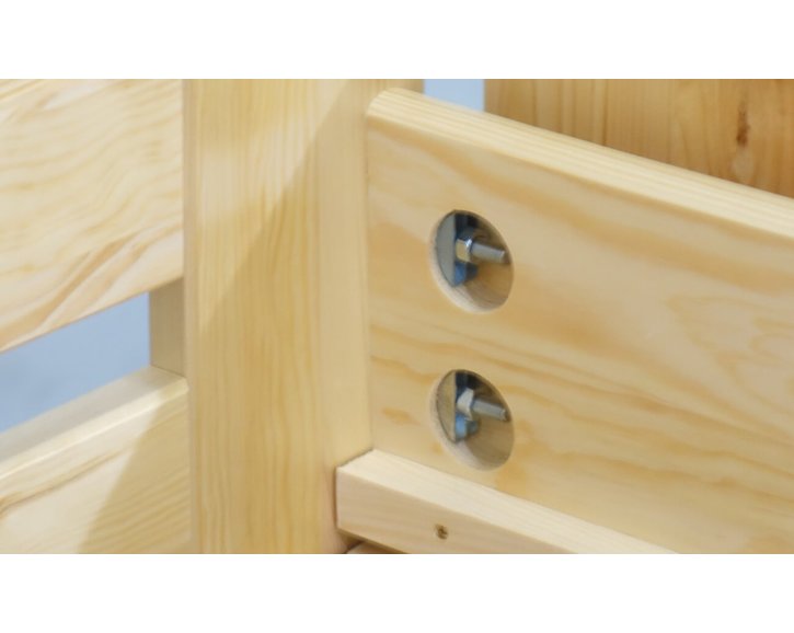 Dřevěná postel dvoulůžko Hanka, masiv borovice