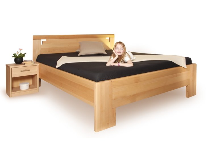 Manželská dřevěná postel dvoulůžko DELUXE 2, masiv buk Manželská dřevěná postel dvoulůžko DELUXE 2, masiv buk