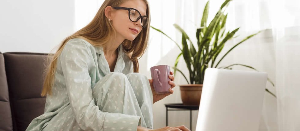 Nespavost při home office = covidsomnie